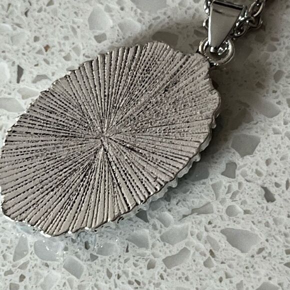 Turquoise Pendant Necklace - Picture 7 of 9